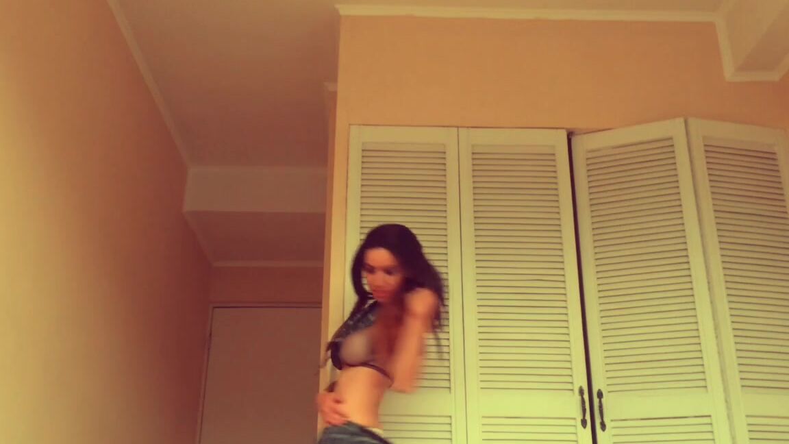 Pussycat Moz Das Booty Ass Tease