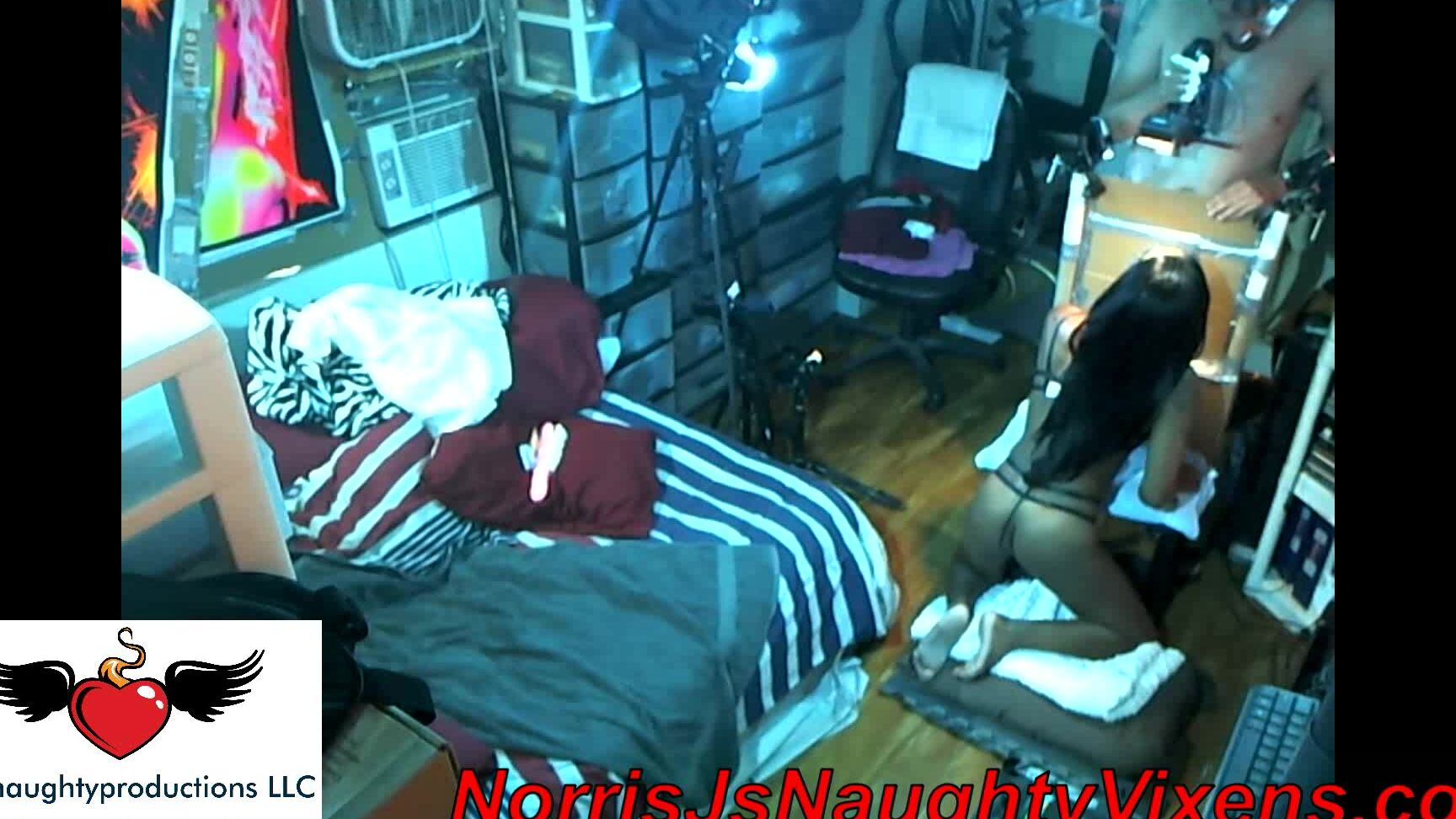 "nmjnaughtyvixens" adulttheater, blackandebony, blowjob, cowgirl, gloryhole spycam of Bella Star Manyvids