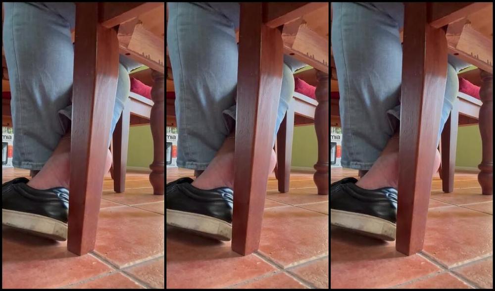 Dissa Nicknamed Dissatoes 06 06 2024 Onlyfans Video Smelly Feet Take A Whiff If You Dare