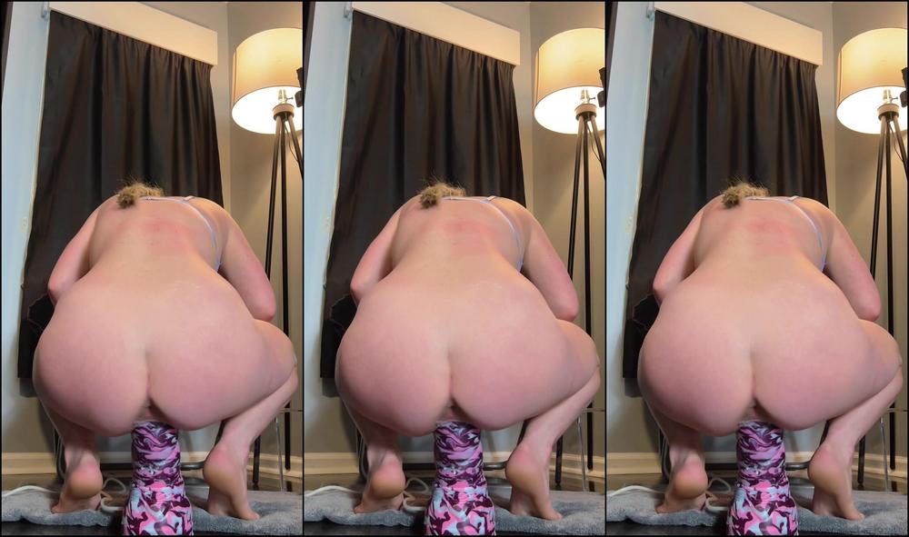 mariekaleida-02-06-2022-2474686037-xl-mystic-in-action-i-love-this-toy-so-much-i-almost-hilted-it-pretty-darn-clos