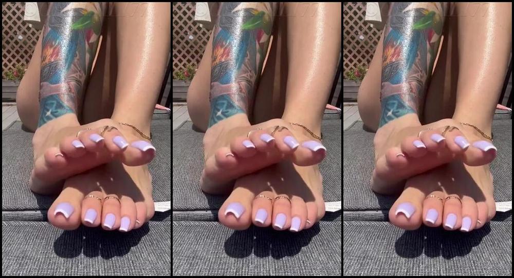 Greek Goddess Li Aka Greekli77 06 26 2024 Onlyfans Video Good Morning Enjoy This Free Video Of My Soles And My Sexy New Bathing Suit