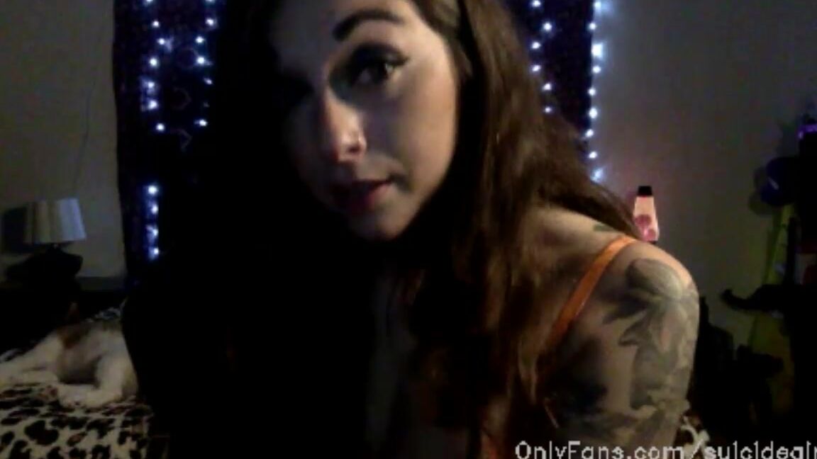 Suicidegirls Stream Started At Am Happy October Rd Guys Wicked Suicide Here I M