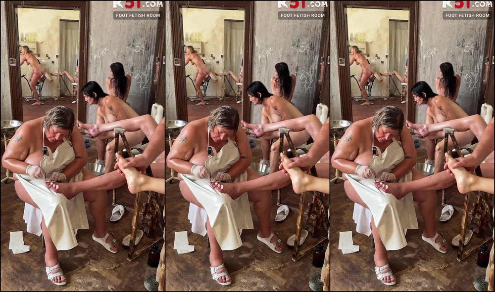 23 R51Com Day 6 Foot Fetish