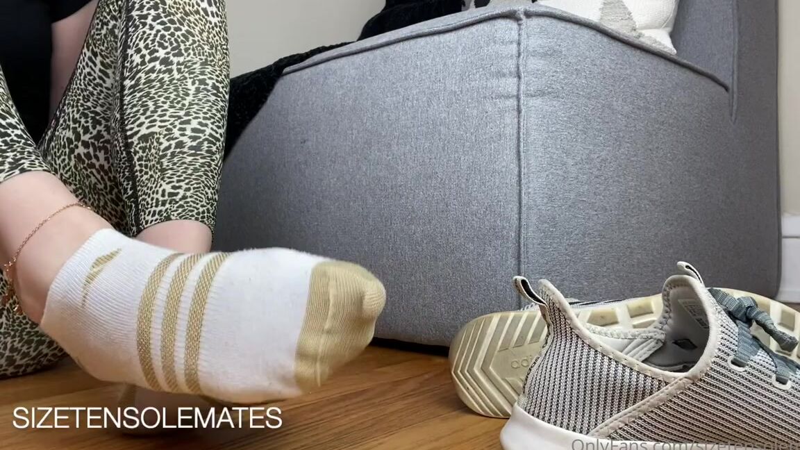 Sizetensolemates Onlyfans Small Penis Humiliation Joi For You Enjoy My Nasty White Gold Adidas Socks Z