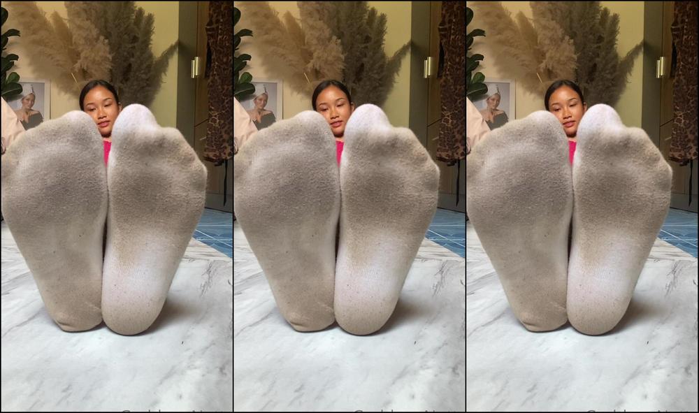 Goddessnutty Cum On My Smelly Socks