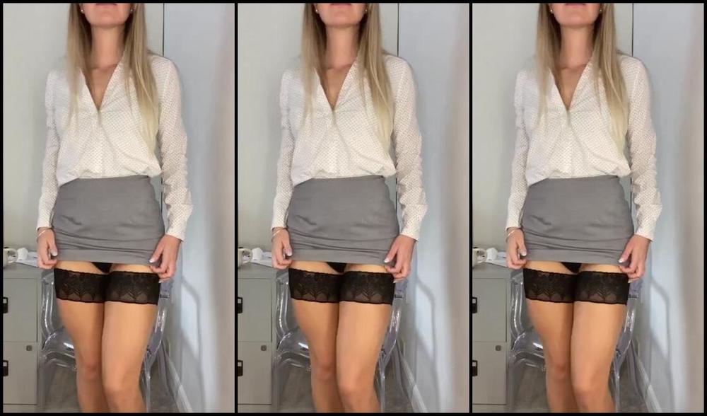 Alise Williams Aka Alisewilliams Onlyfans Hello Sir Im Here For The Sex Retary Position I Come With Good References Where Do You Want Ve