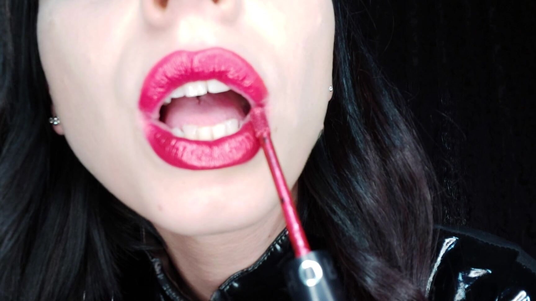 Moneygoddesss Can You Resist My Lips