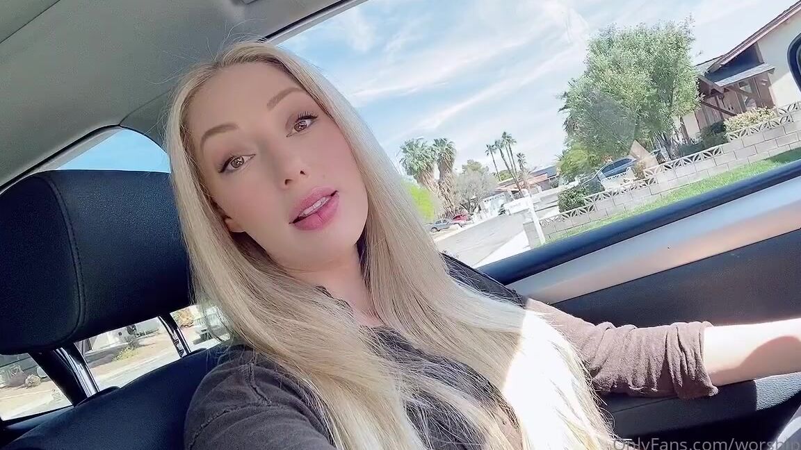 Princess Rene Aka Worshiprene Onlyfans Let S Play A Game