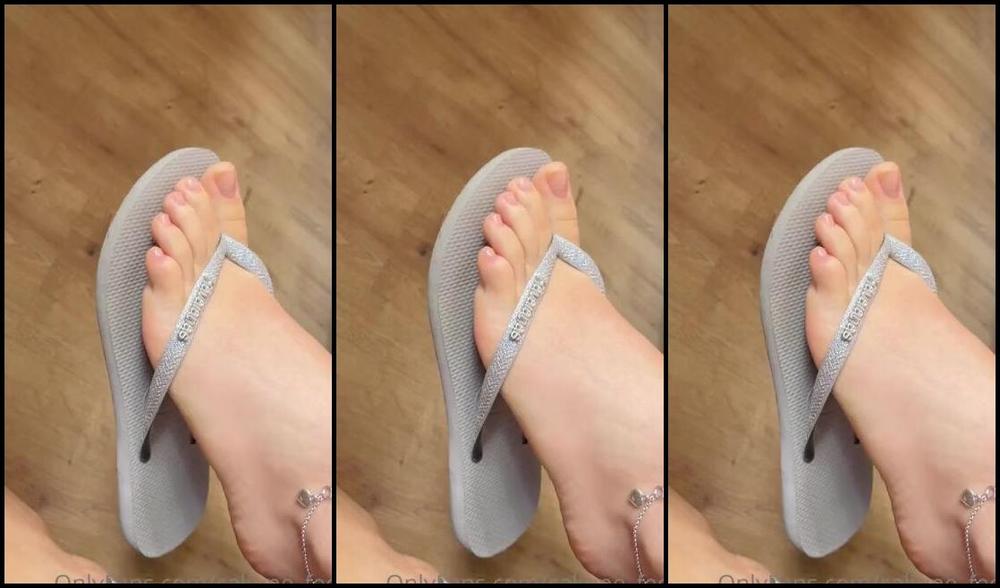 Caliupe Feet Nicknamed Caliupe Feet Foot Fetish 12 29 2022 Onlyfans Video Ultimo Pezinho Natural Do Ano Last Natural Feet Of The Year