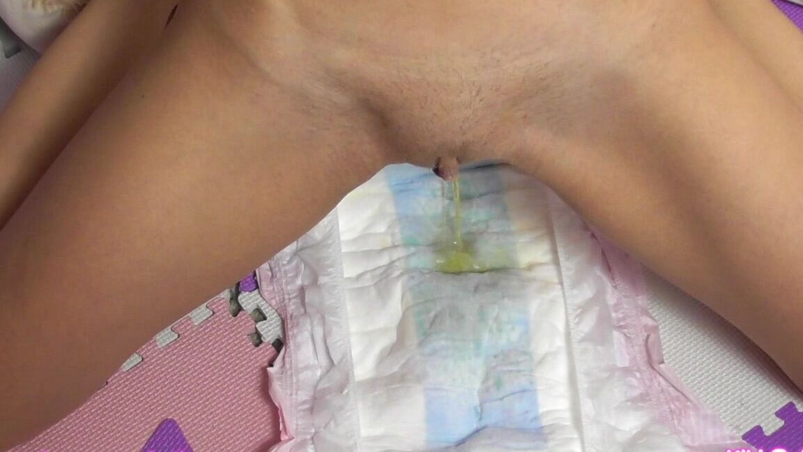 Kiki Cali P Ing On My Diaper