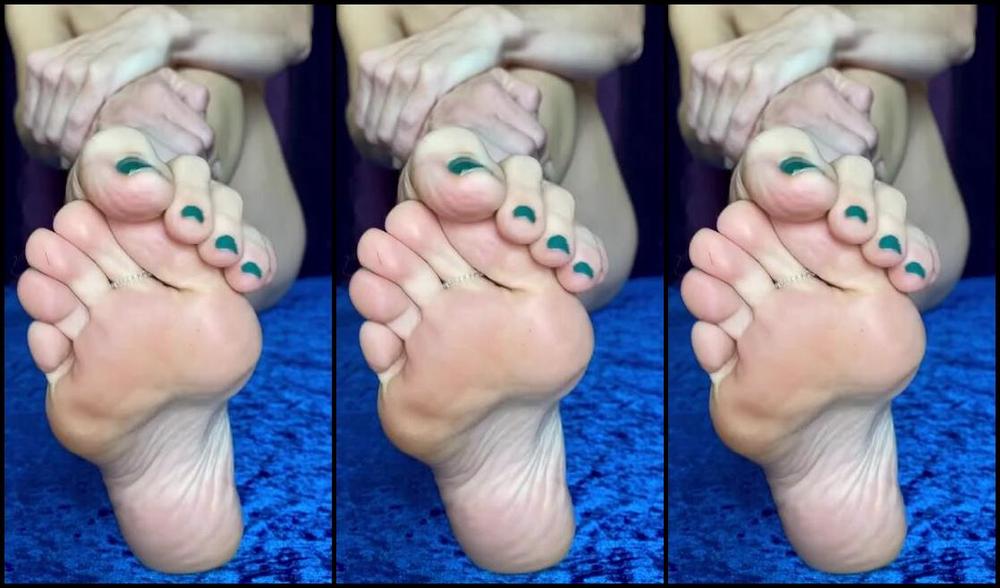 Lezlyan Nicknamed La Little Dancer Feet Onlyfans Soles Sunday Please Show Me Some Extra Love Today I Ve Worked Very Hard This