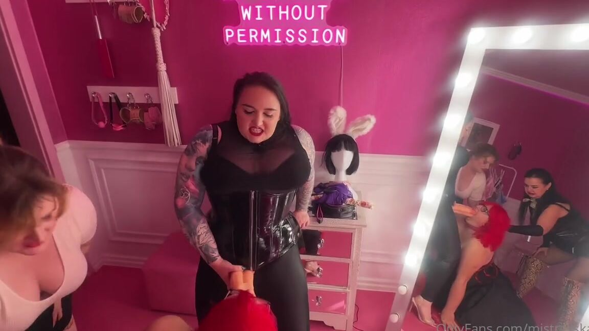 Mistresskarino Femdom 10 01 2024 Onlyfans Video Locktober Time Is The Favorite Time Of Most Of You And Certainly Of Every Mistress