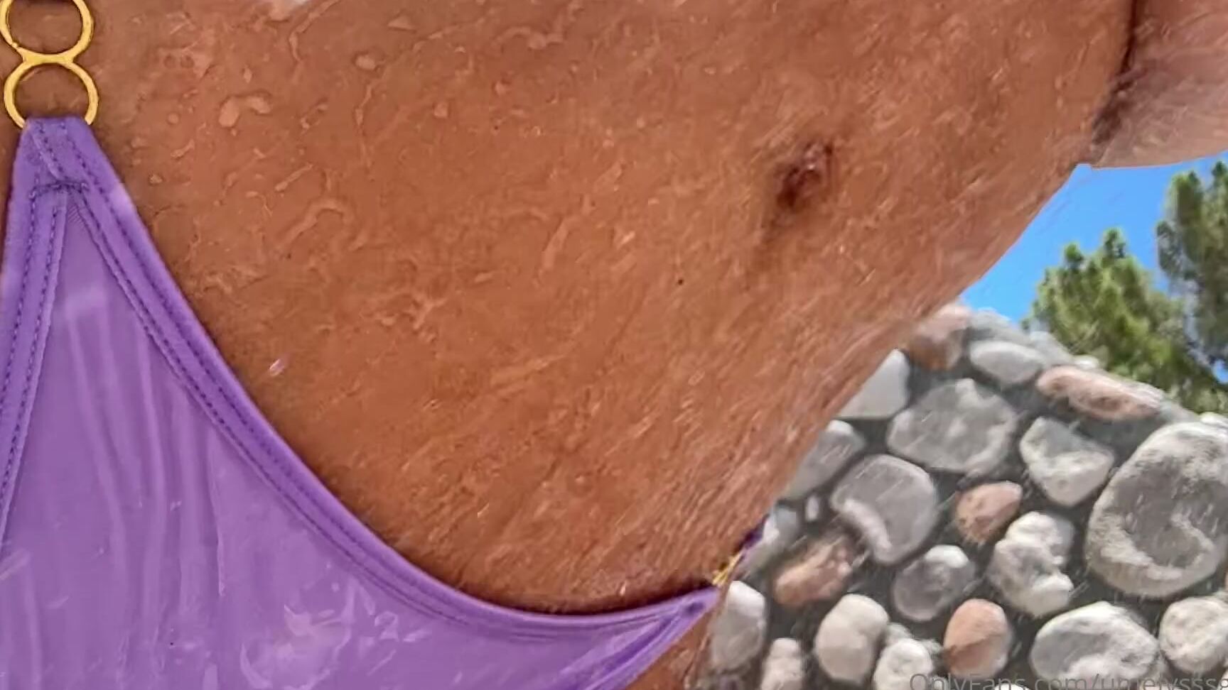 Umelysssgrace 3003937475 09 04 2023 Wet Over Here