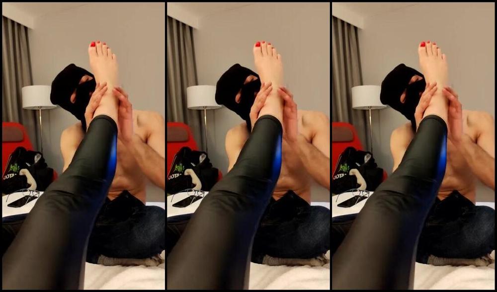 Lou In Heels Nicknamed Louinheels 24 02 2024 Onlyfans Video Footloverx97 Had My Feet In Lots Of Positions Before He Started Po2