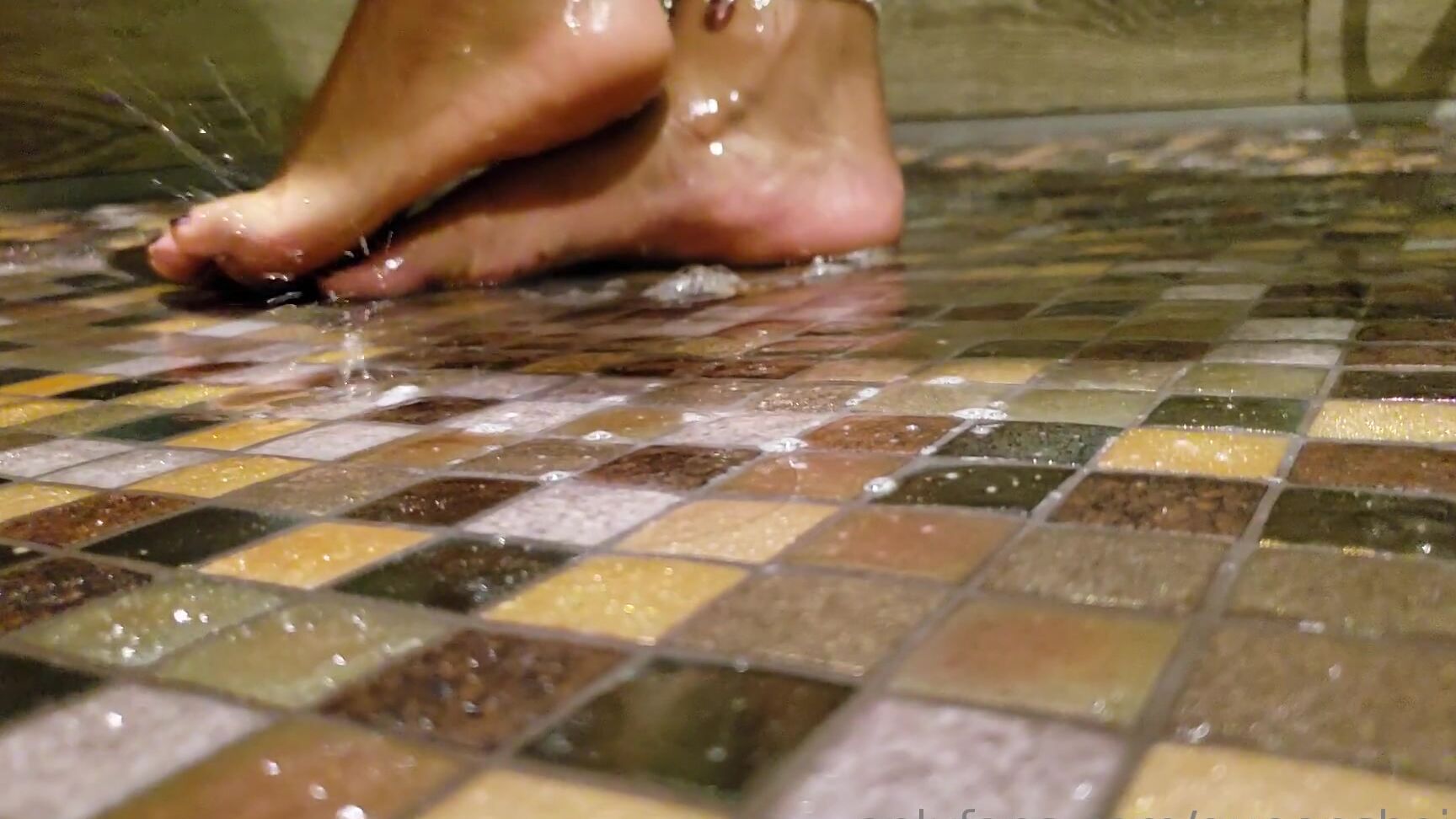 Daniela Elegant Despu S De Un D A Largo Me Doy Una Ducha Aprovecho A Jugar Un Poco Con El Jab N Ya Que Lo Que Siento Me Gusta Much