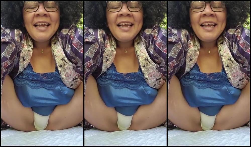 Meryann Aka Solesqueenrd Onlyfans Is Someone Missing Me Guys Someone Has Been Stealing My Content To Upload It On A Porn Site That