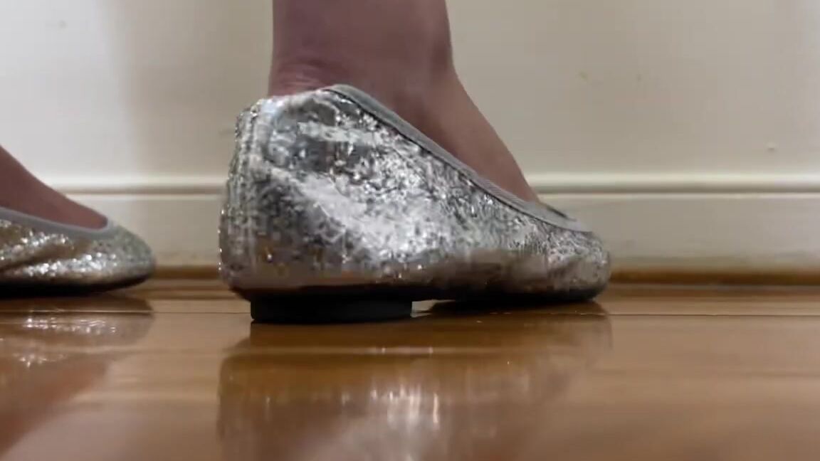 Feet, Foot Fetish, Ebony Foot Fetish, Orthopedic Brace Fetish, Toe Fetish ebony girl slowly teases new pedicure ManyVids