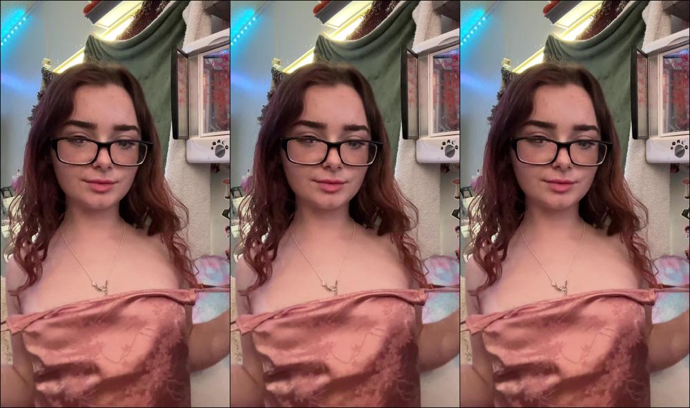 Therealaly 533049146114846720