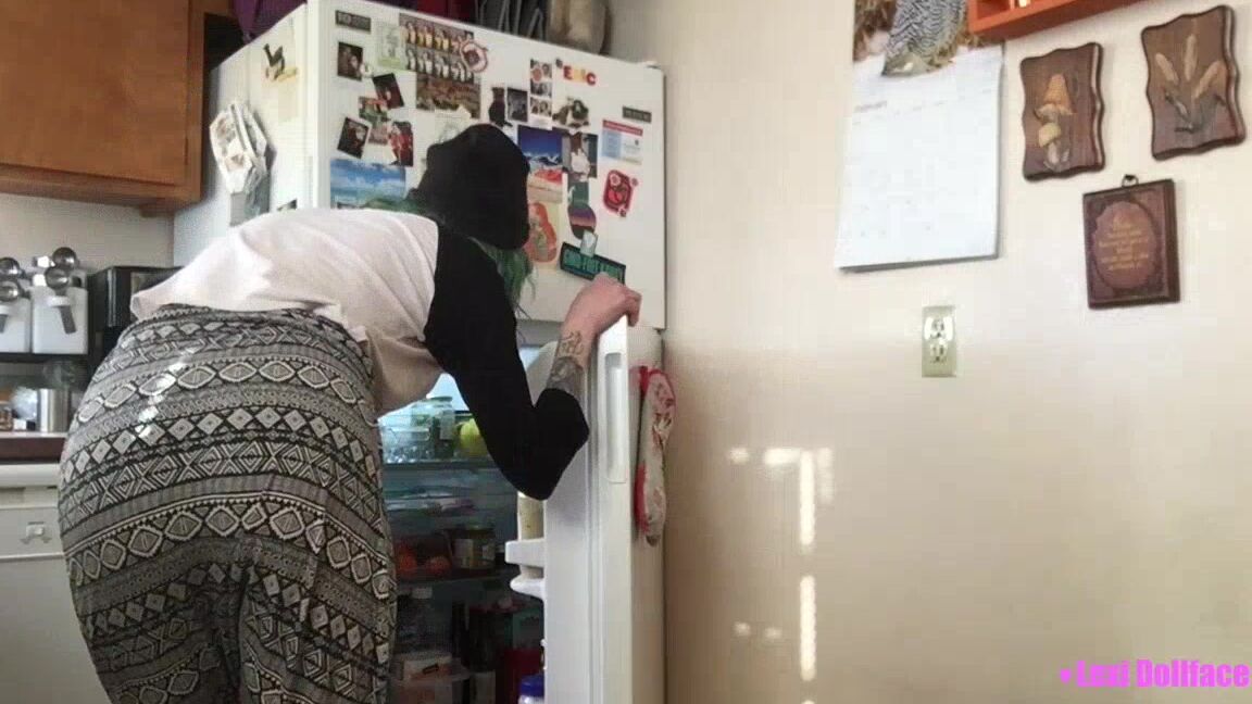 Lexi Dollface Pantsed In Public