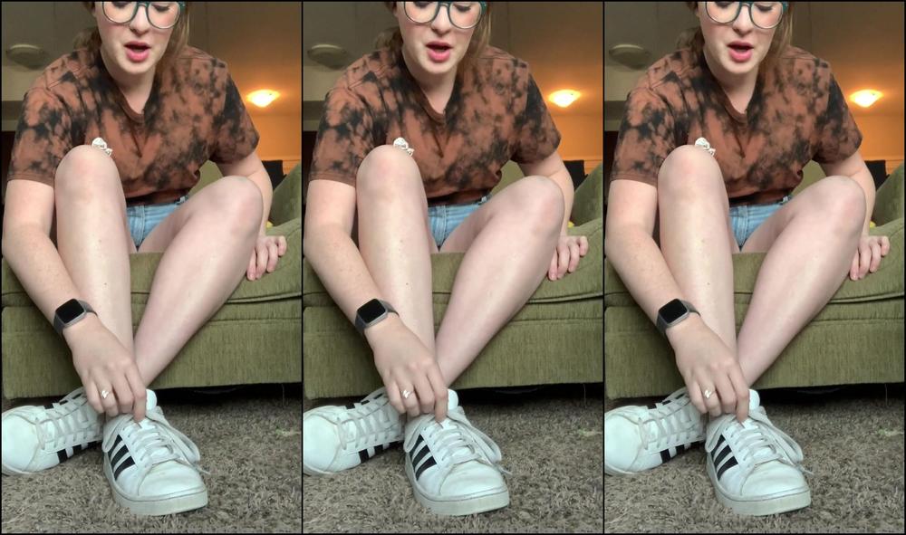 Freckled Feet Roleplay I M Your Classmate Who Cornered You During A Study Session Humiliation Ahea