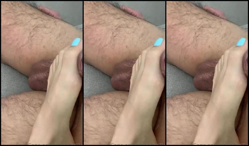 Deapistilla Nicknamed Deapistilla1 03 24 2022 Onlyfans Video Footjob Smalto Azzurrino Primavera