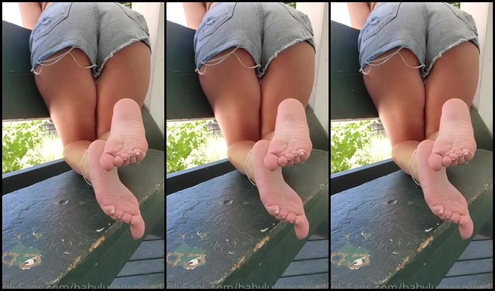 Babylumpstoes420 Onlyfans Im Wondering How Long Youd Last Without Touching Them 1