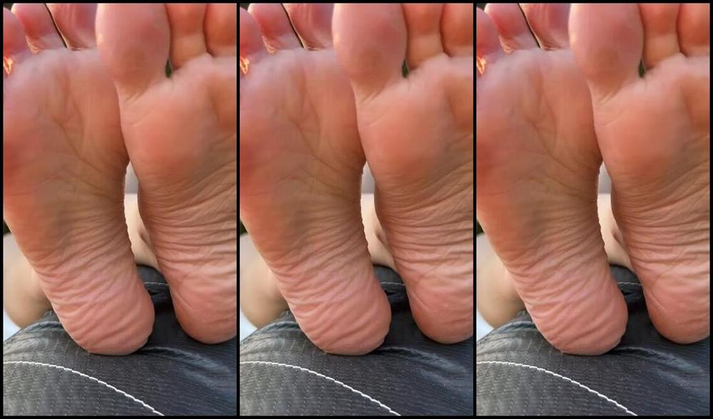 Goddess Claire Nicknamed Goddessclair 10 03 2022 Onlyfans Video Did You Fell In Love With My Soles