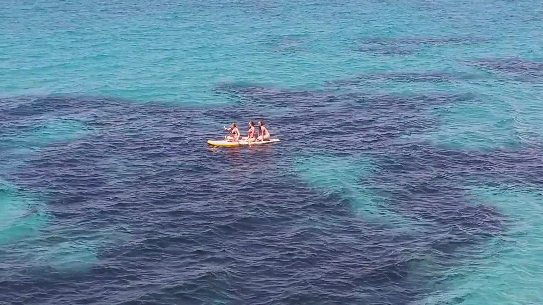 dream4angel public pee in very beautiful touristic place Pornhub