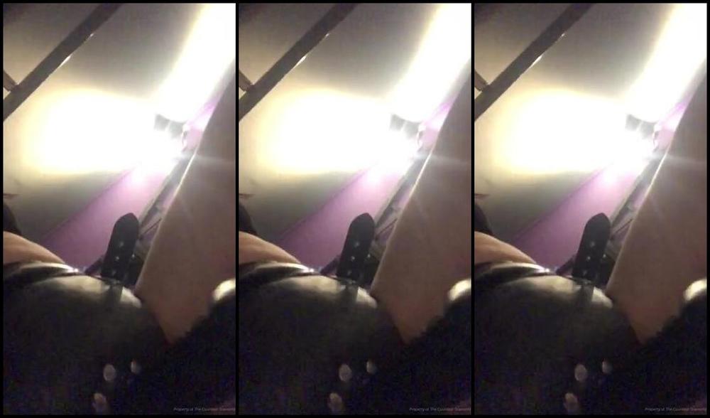 Countess Diamond Aka Countessdiamond Onlyfans Sweet Smile As She Opens Your Ass Wide