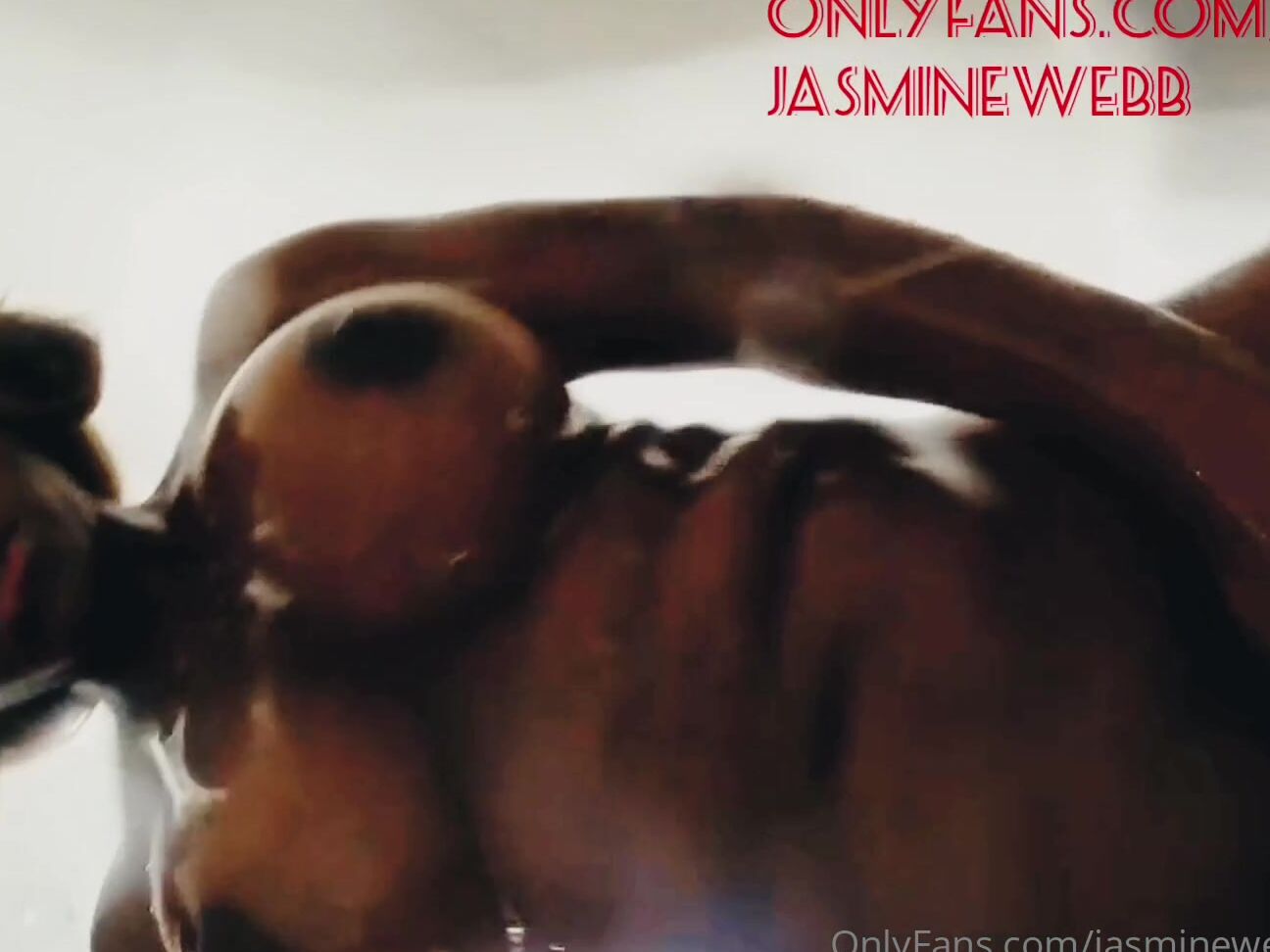 Jasminewebb Love The Way My Ass Shakes