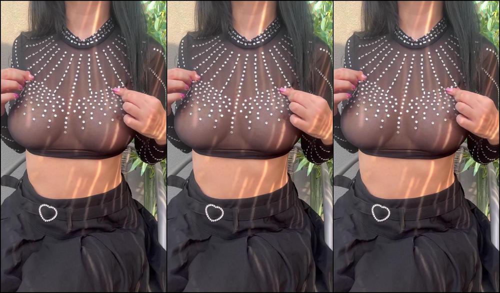 Atomicbrunette18 437