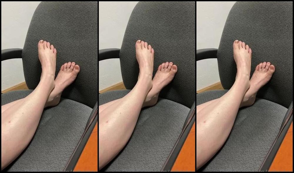 Athletoes Nicknamed Athletoes Onlyfans If You Listen Real Close You Can Hear Me Munching