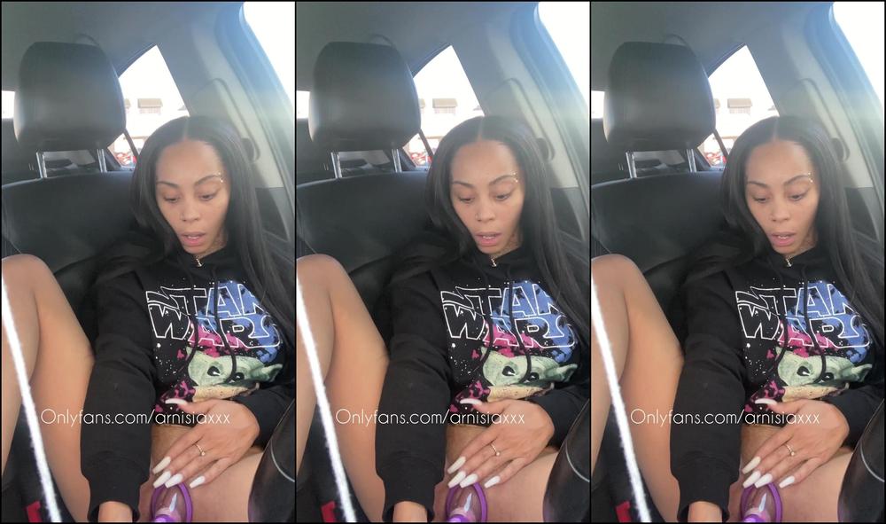 Arnisiaxxx This Was A Adventure I Didn T Know This Toy Actually Sucked Your Whole Pussy