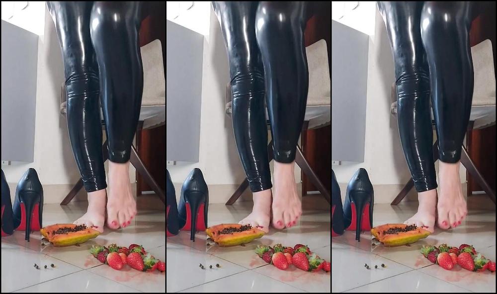 Queen Allexia 2810334467 03 20 2023 Sua Refei O Est Pronta De Joelhos Para Comer Tudo