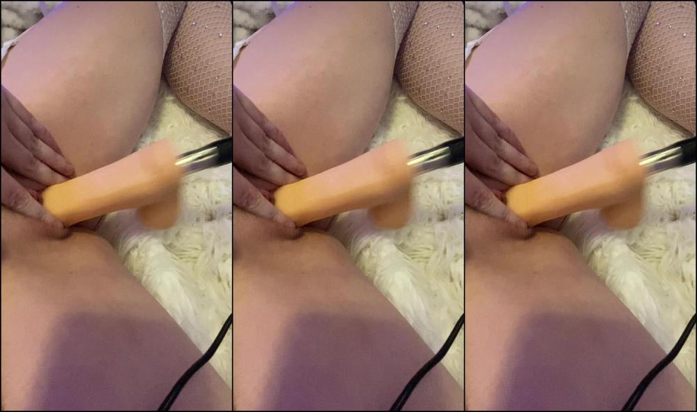 Kittysnsfw Kittys First Fuck Machine