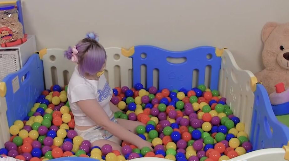 Abdreams Candy Plays In The Ball Pit