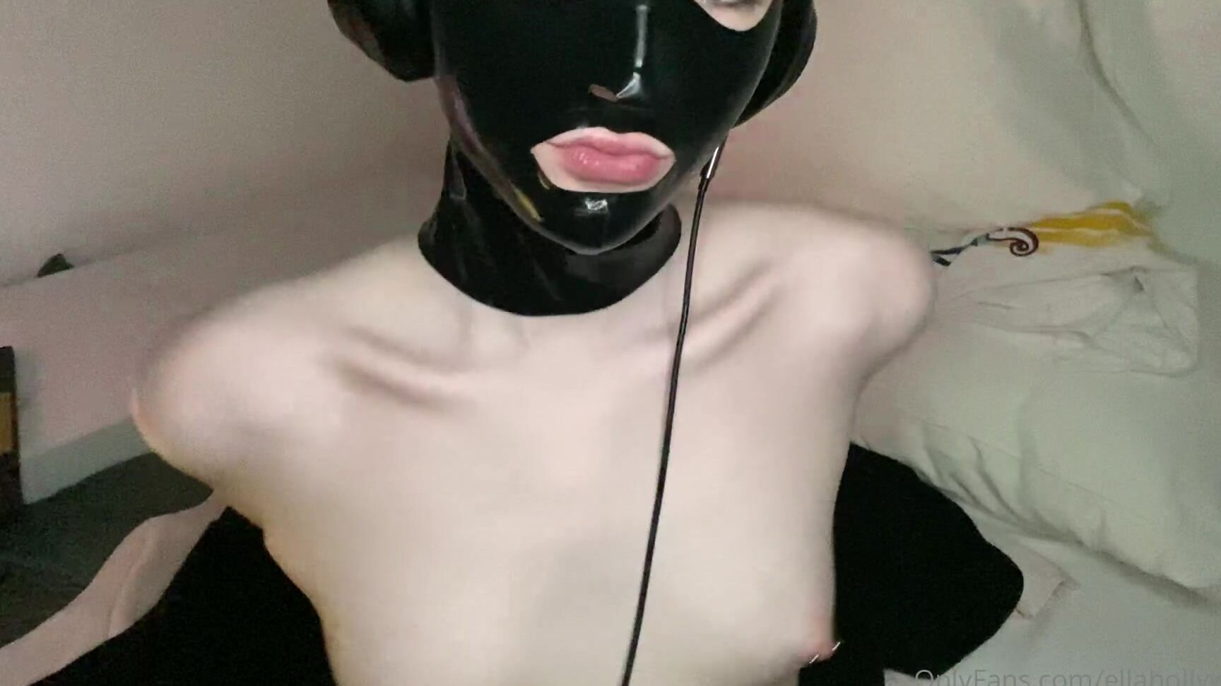 Ella Hollywood Onlyfans Rubber Gooning Fun Video