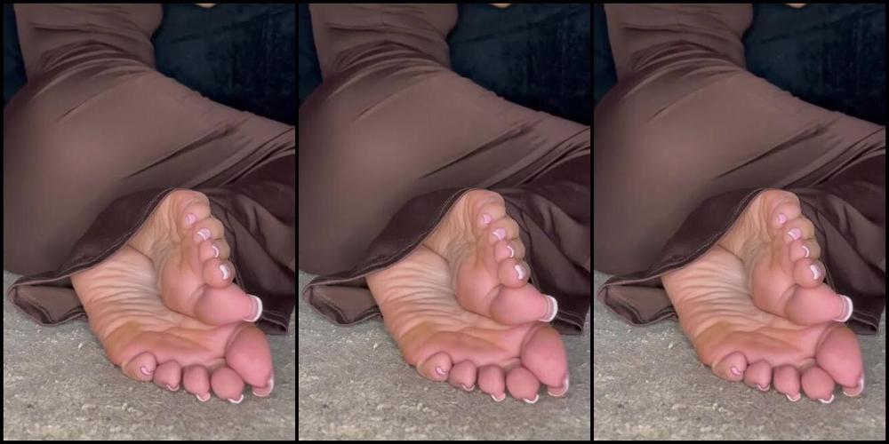 Lina S Feet Nicknamed Linacarina420 03 04 2025 Onlyfans Video Leaked Linacarina420 5780