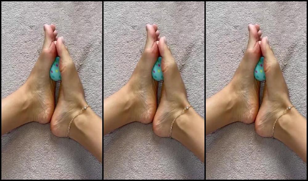 Atoesies Nicknamed Atoesies 03 30 2024 Onlyfans Video Its Easter Ey