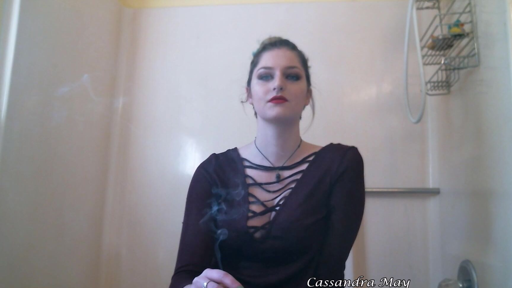 Cassandramayy Serve Me Ashtray