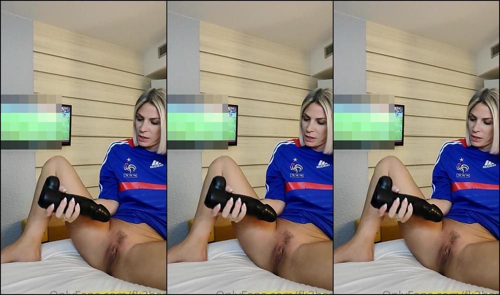 Fk Hard Partie Exhib Et Gode Xxl Dans Ma