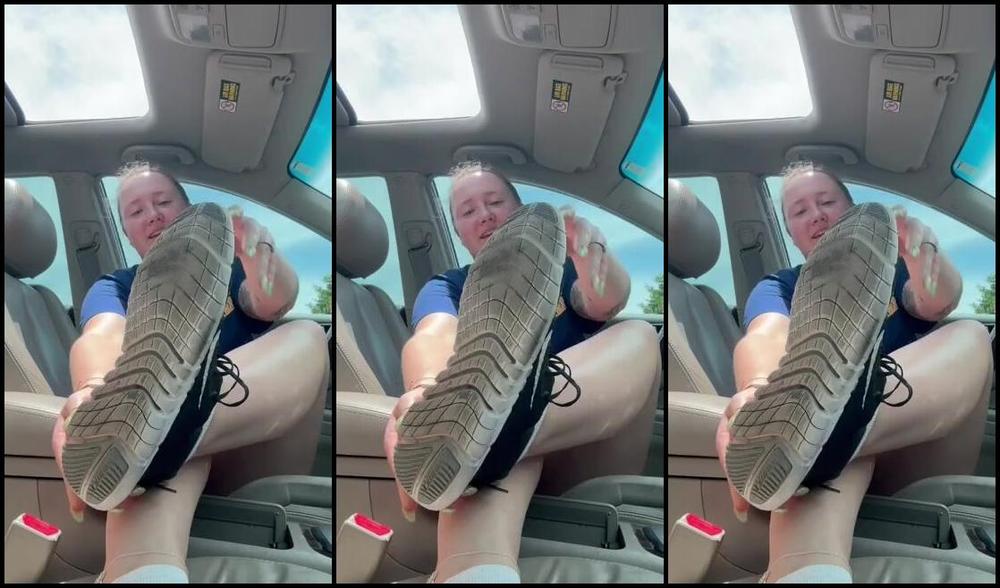 Goddess Flower Nicknamed Smokinflowers Foot Fetish 07 11 2024 Onlyfans Video Sweaty Sock Removal