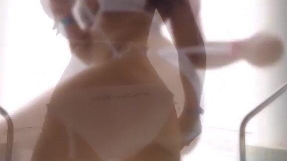 Tip Toy Amp Hitachi Show