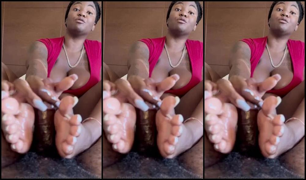 Rosewrinkles Onlyfans Milking Multitasking Getting That Nut 2