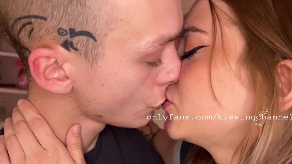 Kissingchannel Nicknamed Kissingchannel 04 25 2023 Onlyfans Video Jimmy Collins Officialjimmyc And Riley Reed Rileyjeanxxx Kissing M