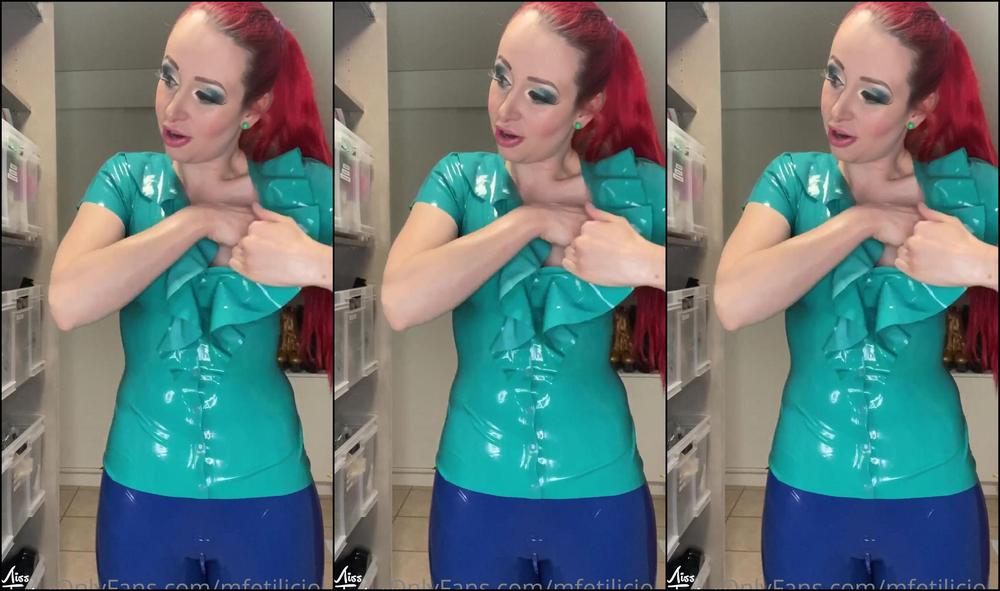 Mfetilicious Today I M Having A Day Off So It S Time To Wear Latex Again I Have Had A Few Ve