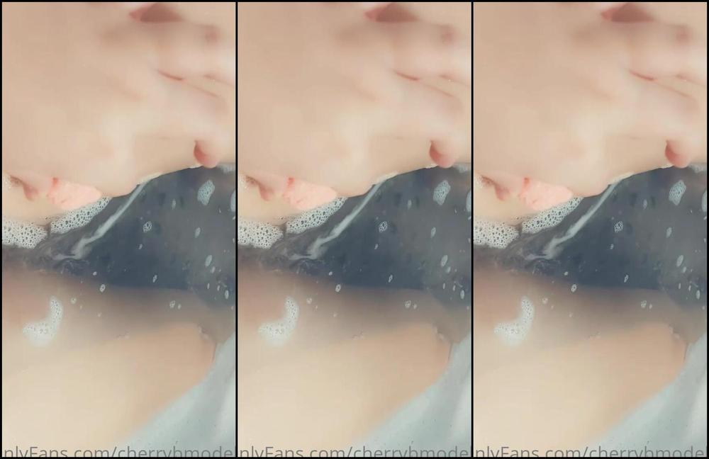 Cherrybmodeluk 1317957632 11 24 2020 So Horny Baths Make Me Wet In More Ways Than One