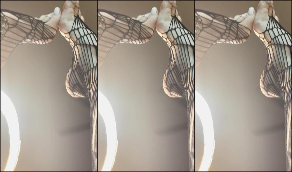 Waifufeetmilk Cum All Over My Fishnets