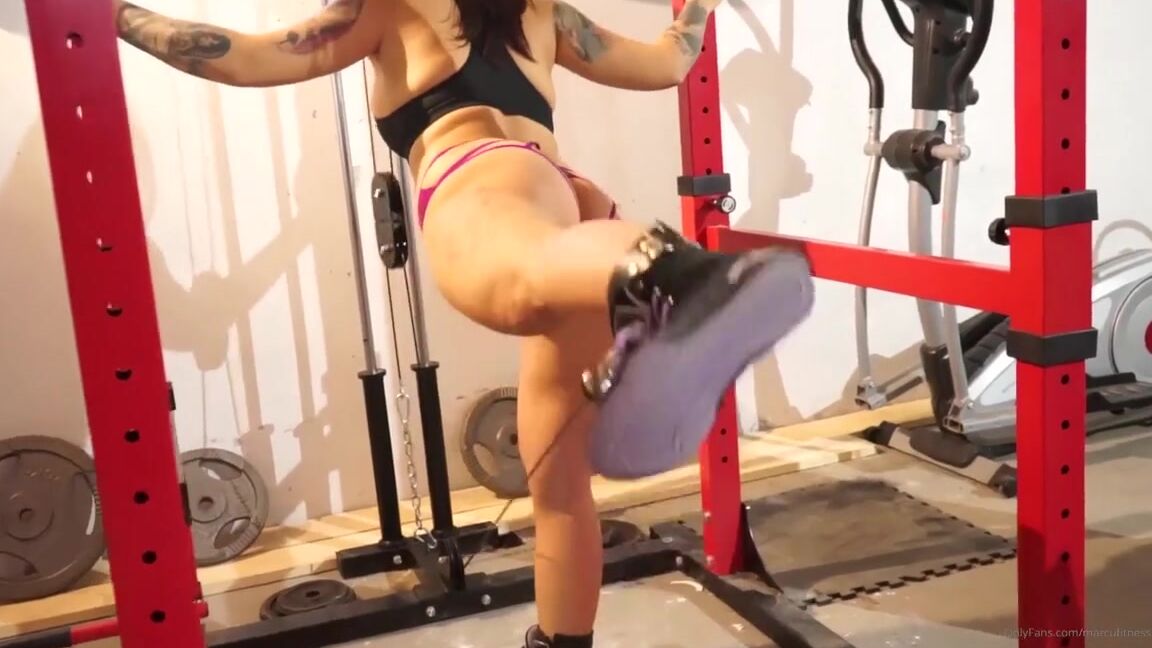 Mirasuckold Nicknamed Miracuckold Onlyfans Im 16 Weeks Pregnant But Still Muscular And Hot As Hell Exciting Epic Booty Training And Ass Slave3