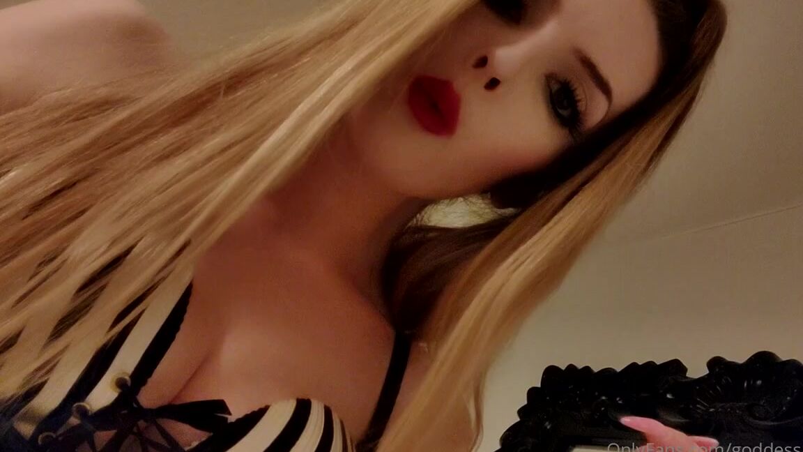 Goddess Anna Nicknamed Goddessanna Onlyfans Braincells Gone You Melt Away Vki